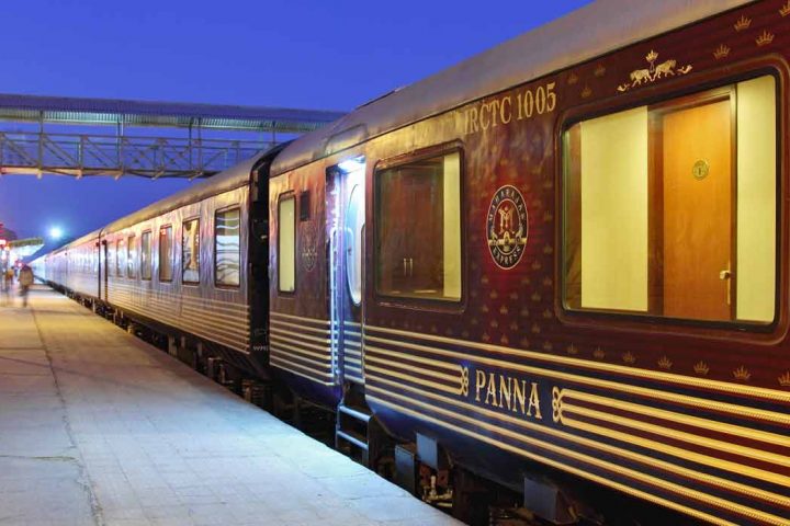 train-tour-in-india